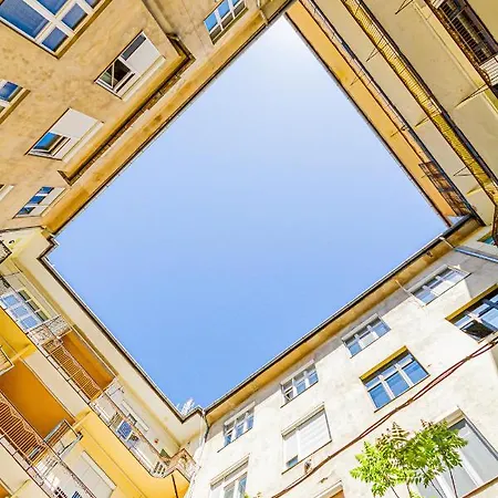 Bengt Kiraly Str. Luxury * Budapest