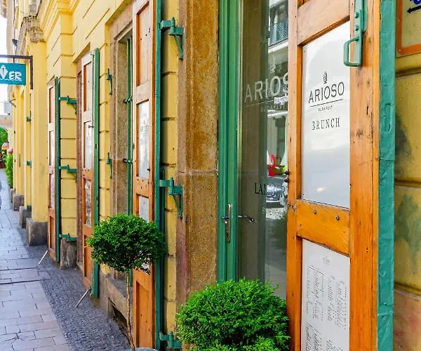 아파트 Bengt Kiraly Str. Luxury